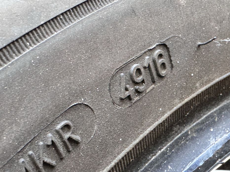 215/60/R16 Dunlop Winter Sport5 4бр зимни