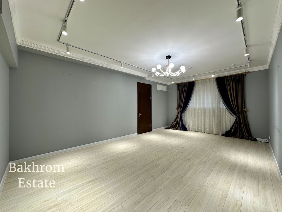 Помещение в аренду • 506 м²  • ул. Тараса Шевченко м. Ойбек. Уникально