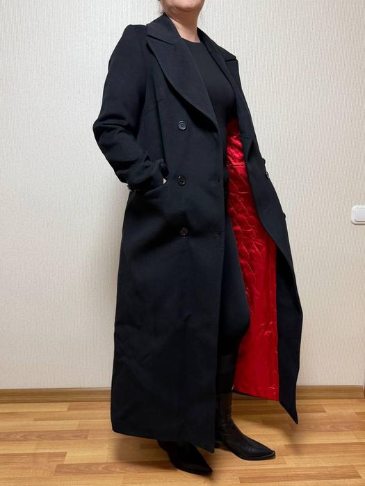 Пальто кашемировое новое.