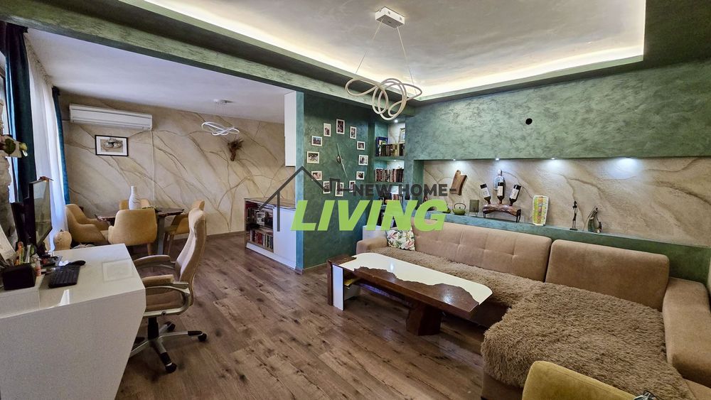 Продава се Тристаен апартамент в Пловдив, Център - 115 кв.м за 1870 €/кв.м - Снимка #1