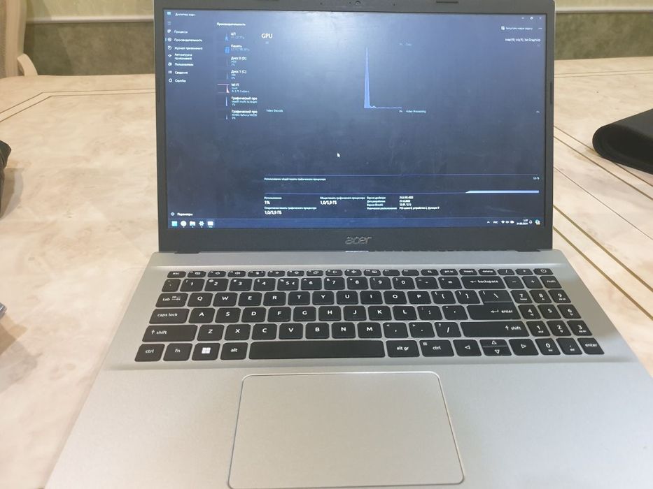 Noutbuk sotiladi acer core i5