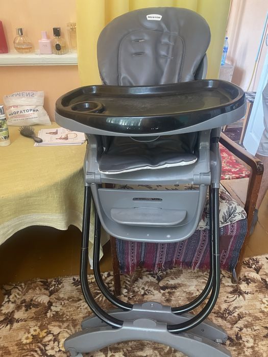 Детский стульчик для кормления