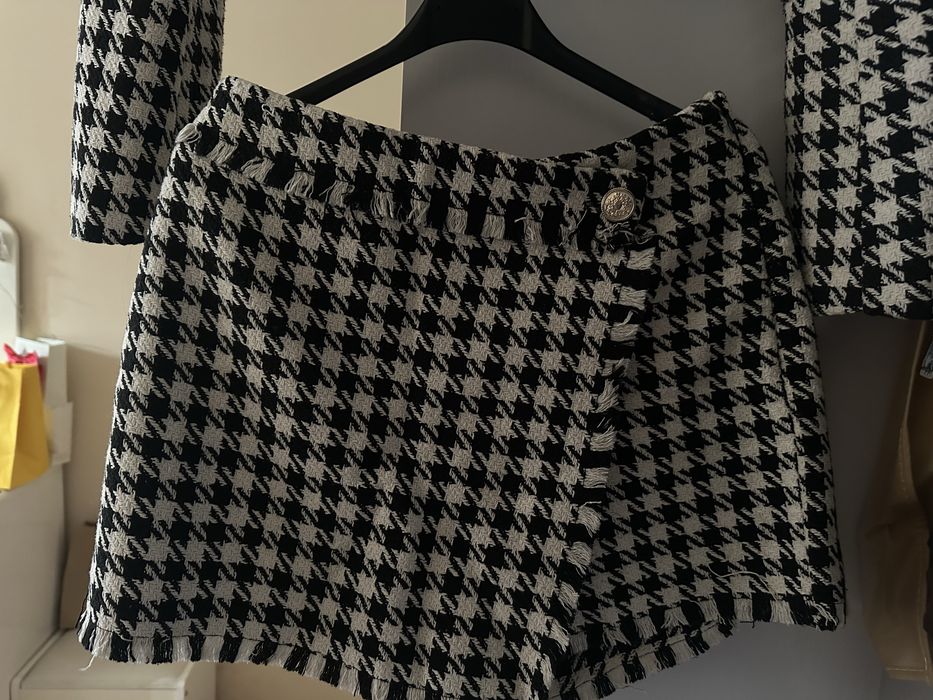 Комплект сако и пола-панталон – размер 38 – много добро състояние