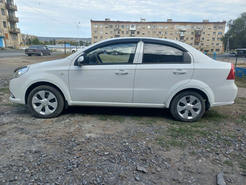 Продам шеврале нексия