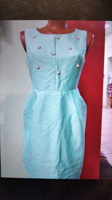 Платья женские, распродажа.