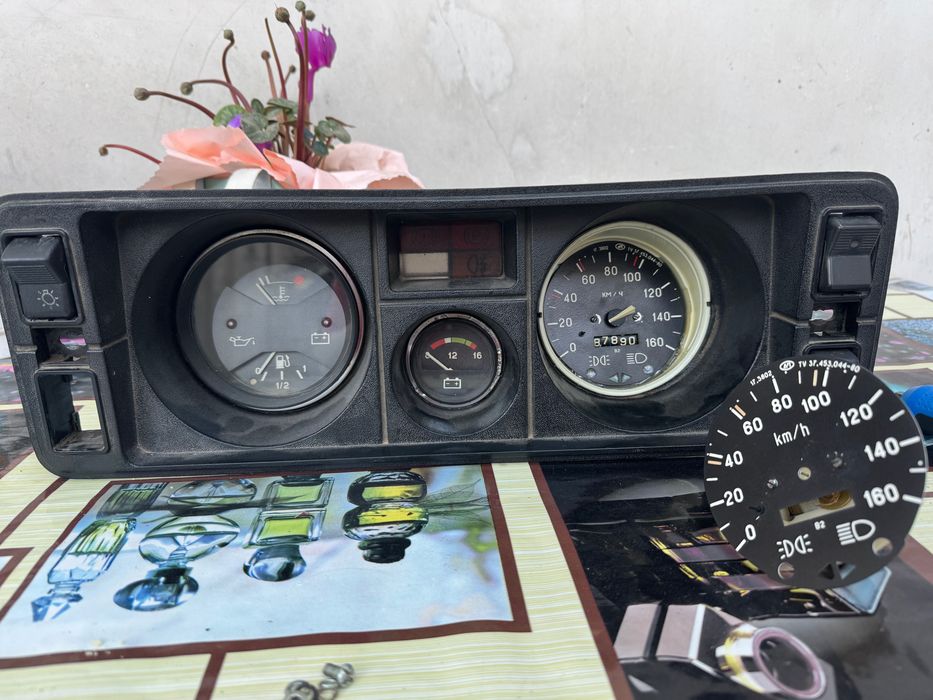 Lada Ваз-2105, табло, руль, рулевой кожух, замок зажигания