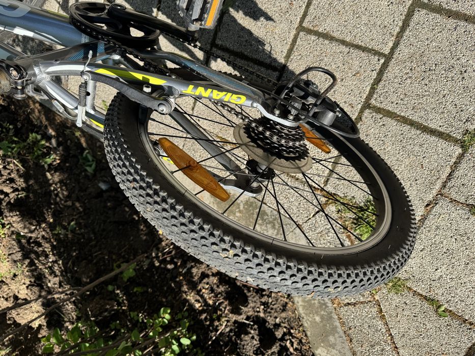 Bicicleta giant copii 20 inch