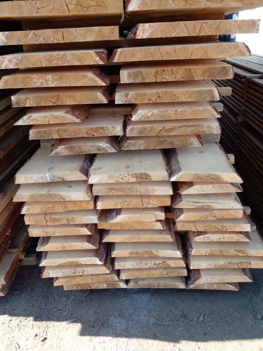 Лес доска сухой сосна карагач