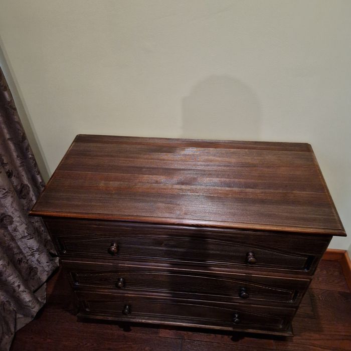 Комод из натурального дерева