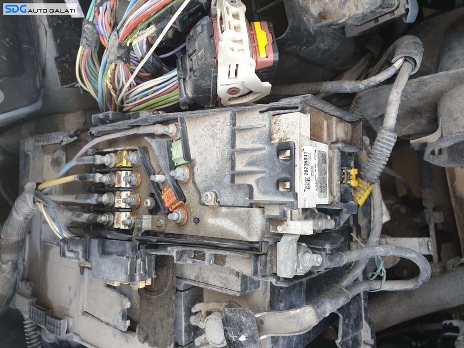 Panou Tablou Sigurante Baterie Peugeot Partner 2 1.6 HDI 2008 - 2013 Cod 28236841 [Q3249]