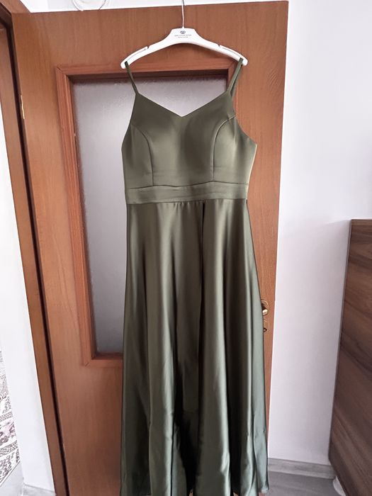 Официална Рокля