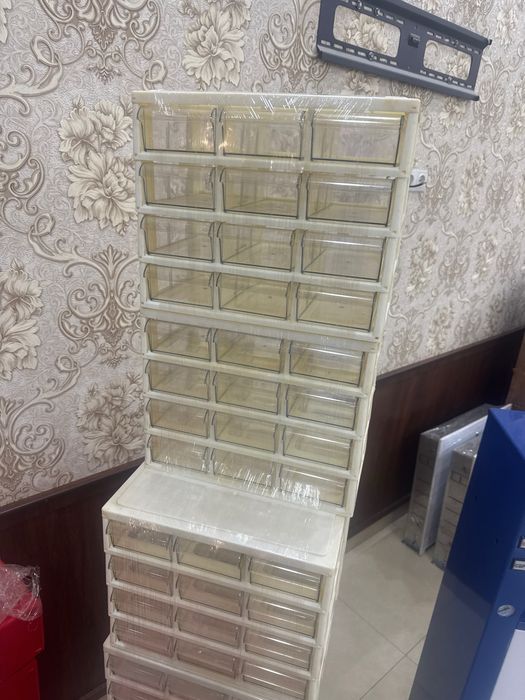 Пластиковые ящики для метизов,