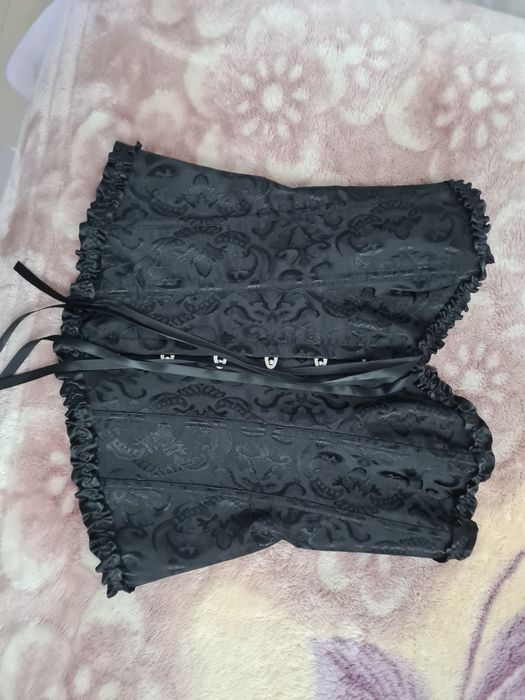 черный женский корсет