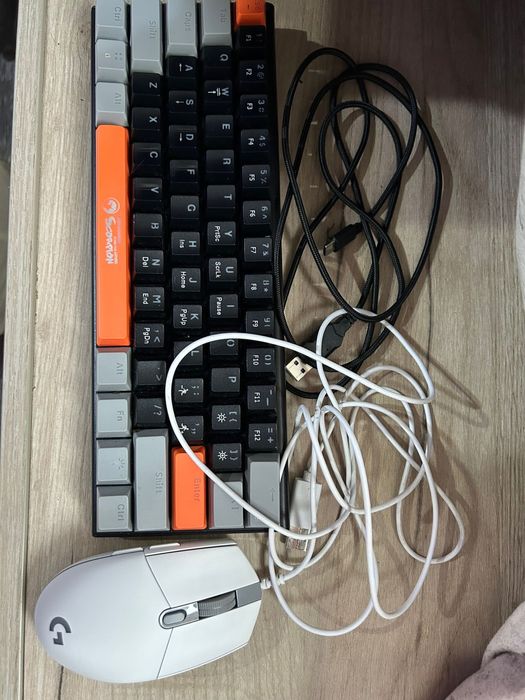 tastatura/mouse gaming