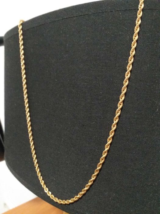 Lanț din aur 14k 7 grame preț gram 430 lei , 60 cm lungime . Nu trimit