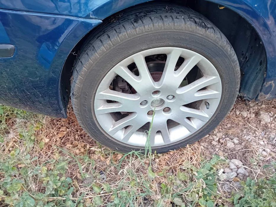 Рено Лагуна 2 1.9DCI  НА ЧАСТИ