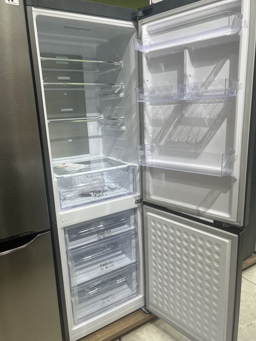 SHIVAKI HD430RWENE Холодилнык очен хороший Качества