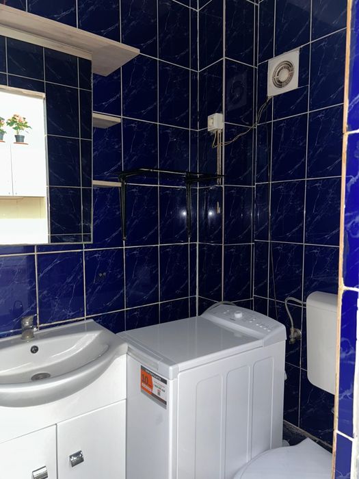 Garsonieră de închiriat 23 m, zona AEM 220 euro