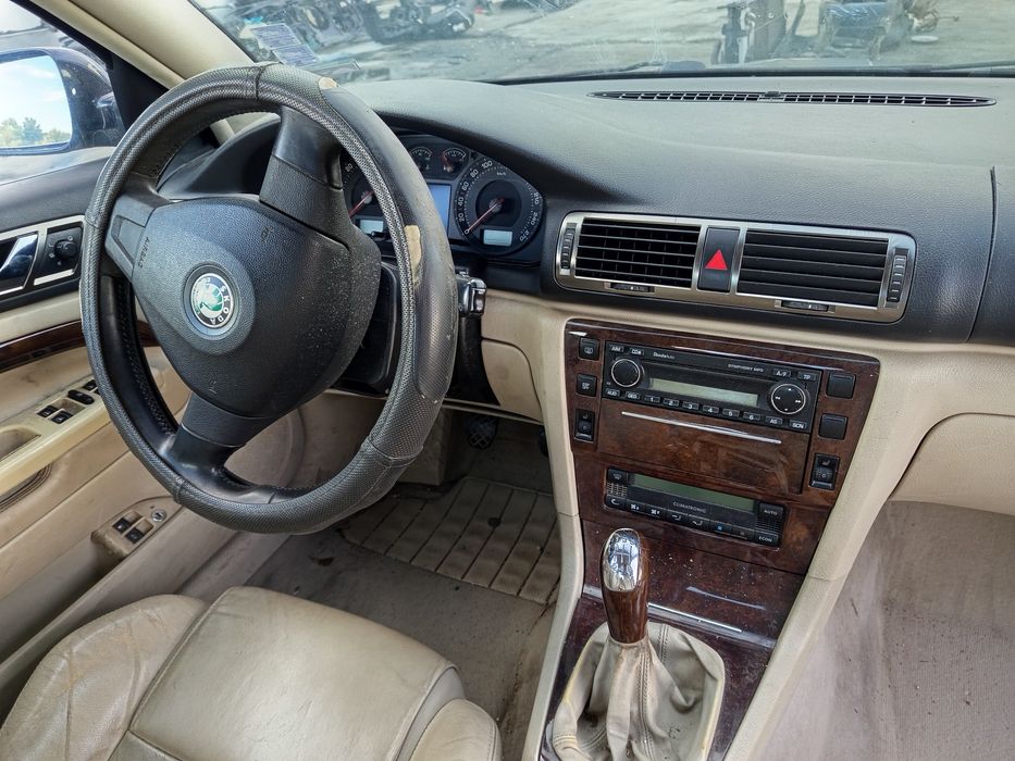 Skoda Superb 2.5 TDI на части