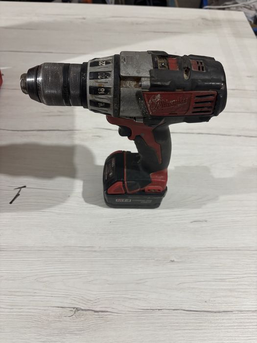 Milwaukee M14 винтоверт