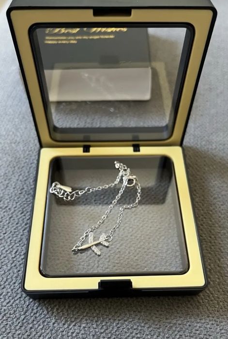 Серебряный браслет+ футляр с коробкой в подарок, и смешная вывеска в т