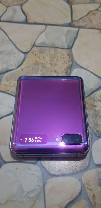Samsung z flip bor