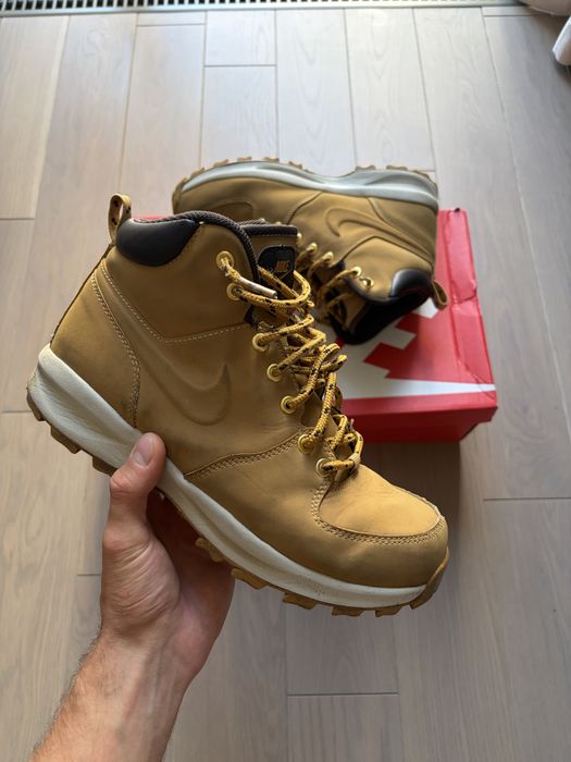 Nike Manoa Leather Shoes