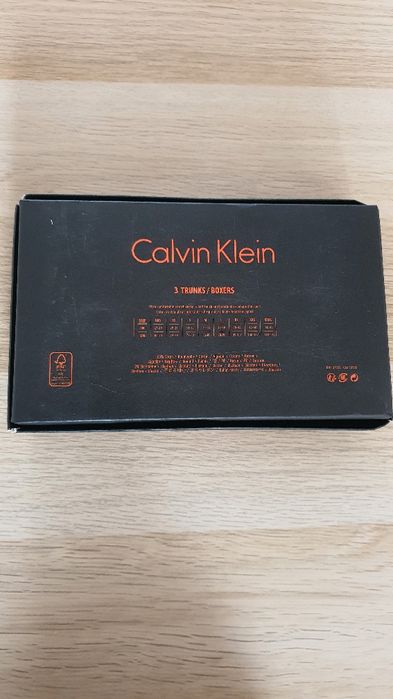 Set 3 boxeri Calvin Klein mărimea L la cutie