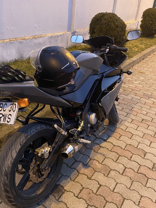 Yamaha YZF R125 2013