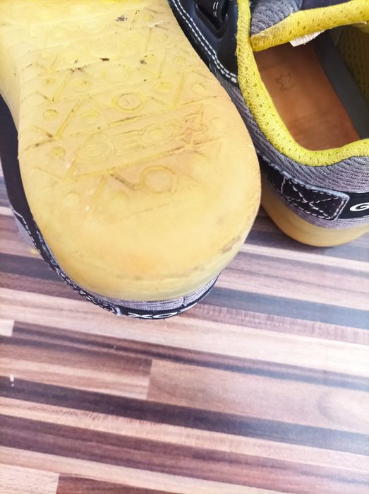 Маратонки на Geox