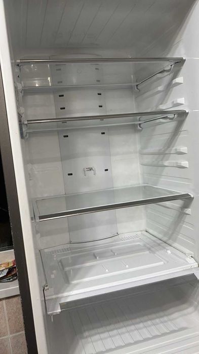 Отдам холодильник