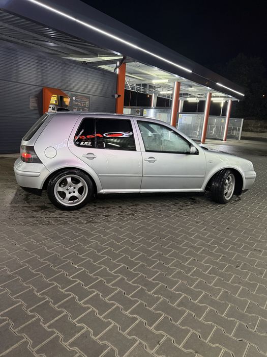 volkswagen golf 4