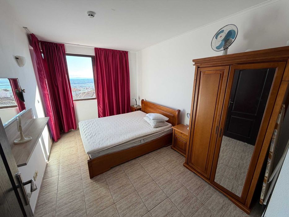 Обзаведен тристаен апартамент с гледка море в к-с „Bay View Villas“
