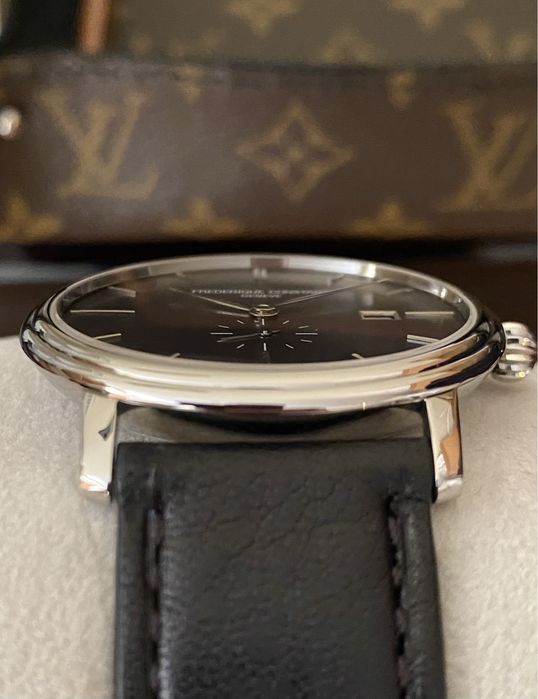 FREDERIQUE CONSTANT Slimline Small Seconds Automatic 41.5 mm