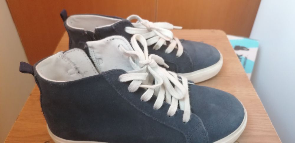 Ghete next piele întoarsă mărimea 34,5