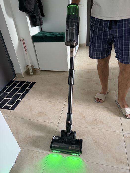 Vand aspirator vertical Proscenic