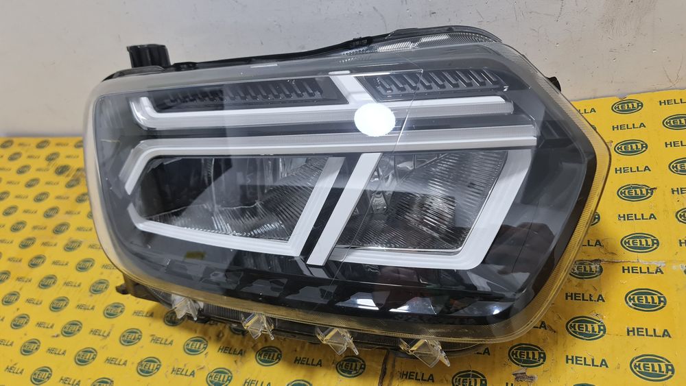 Far led Dacia Duster 2 facelift 260106194r alb
