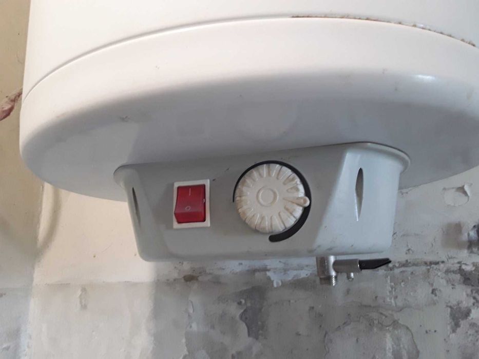 Бойлер 50 литра .