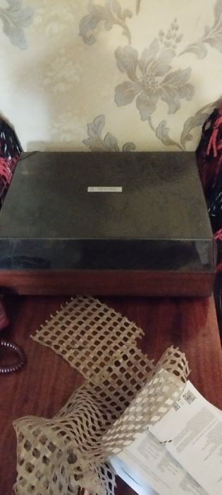 Продам проигрыватель в отличном рабочем состоянии