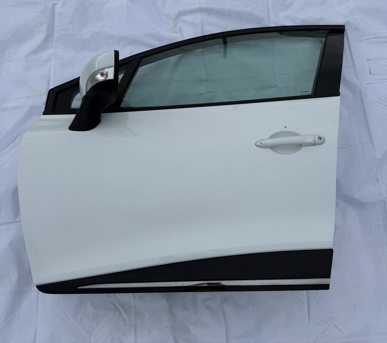 Предна лява врата Renault  Clio 4 2019 г. Рено Клио 4