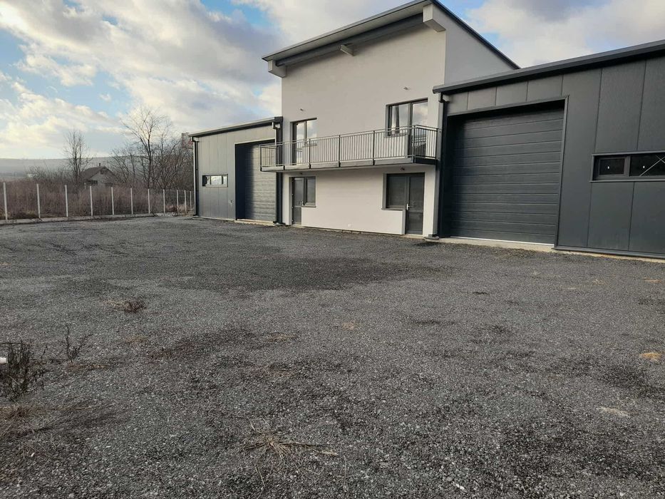 Hala de inchiriat in Luna de Sus