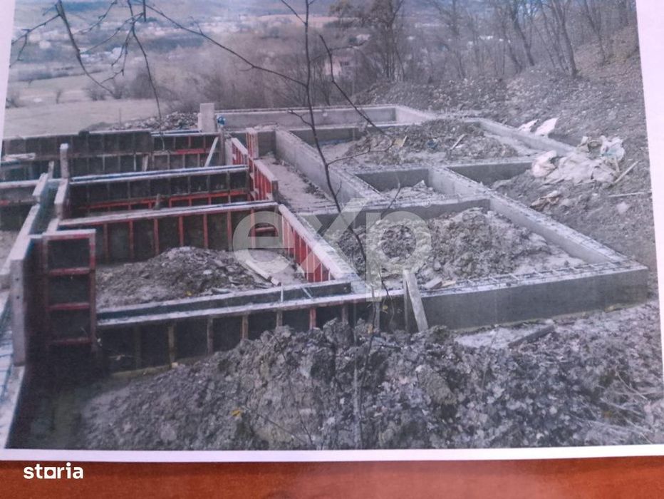 Teren de vanzare – 1250 mp Zona Romanesti, Valenii de Munte