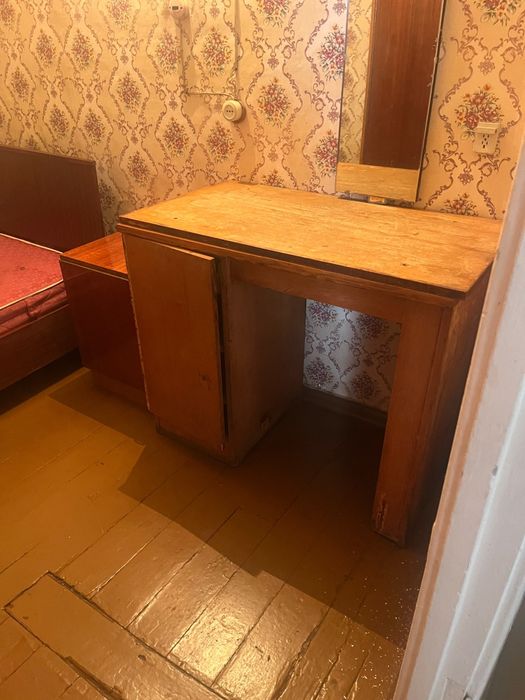 Продам за даром меьель