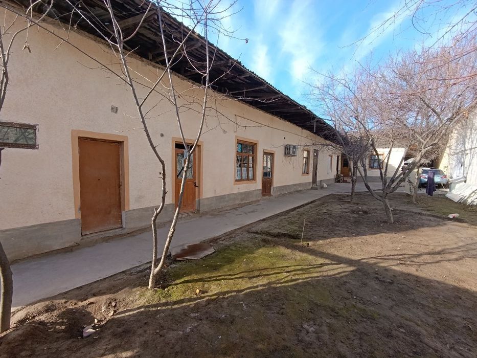 Uy sotiladi yer hisobida 9.6 soʻtu