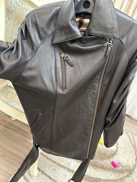 Женские весенние курткий