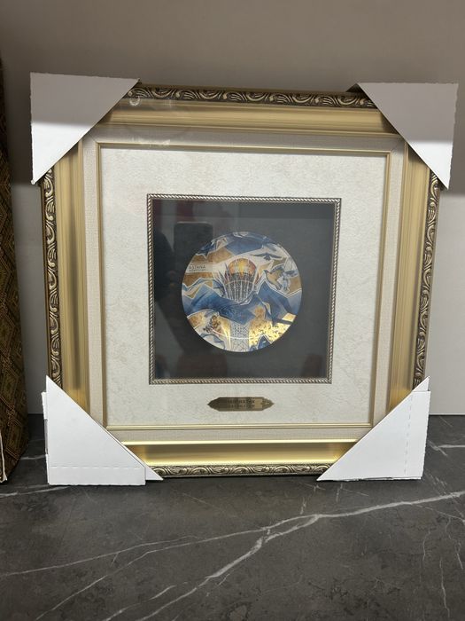 Картина от “Empire”