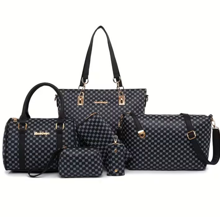 Женская сумка на одно плечо