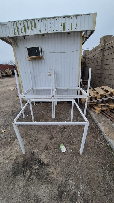 Металлический каркас стола