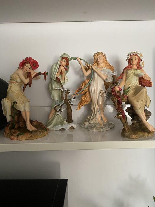 Vand statuete alphonso mucha
