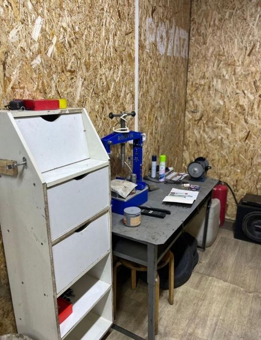 Продам шиномонтаж